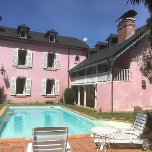 chez-mamylette.midi-pyreneeshotels.com/