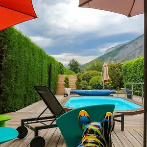 Bed & Breakfast D'hotes Chez Dom, Saint-Jean-de-Maurienne